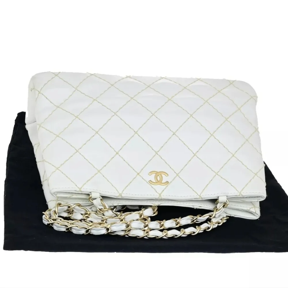 CHANEL 🔥Rare🔥 Wild Stitch Lambskin Quilted Chain Shoulder Bag!